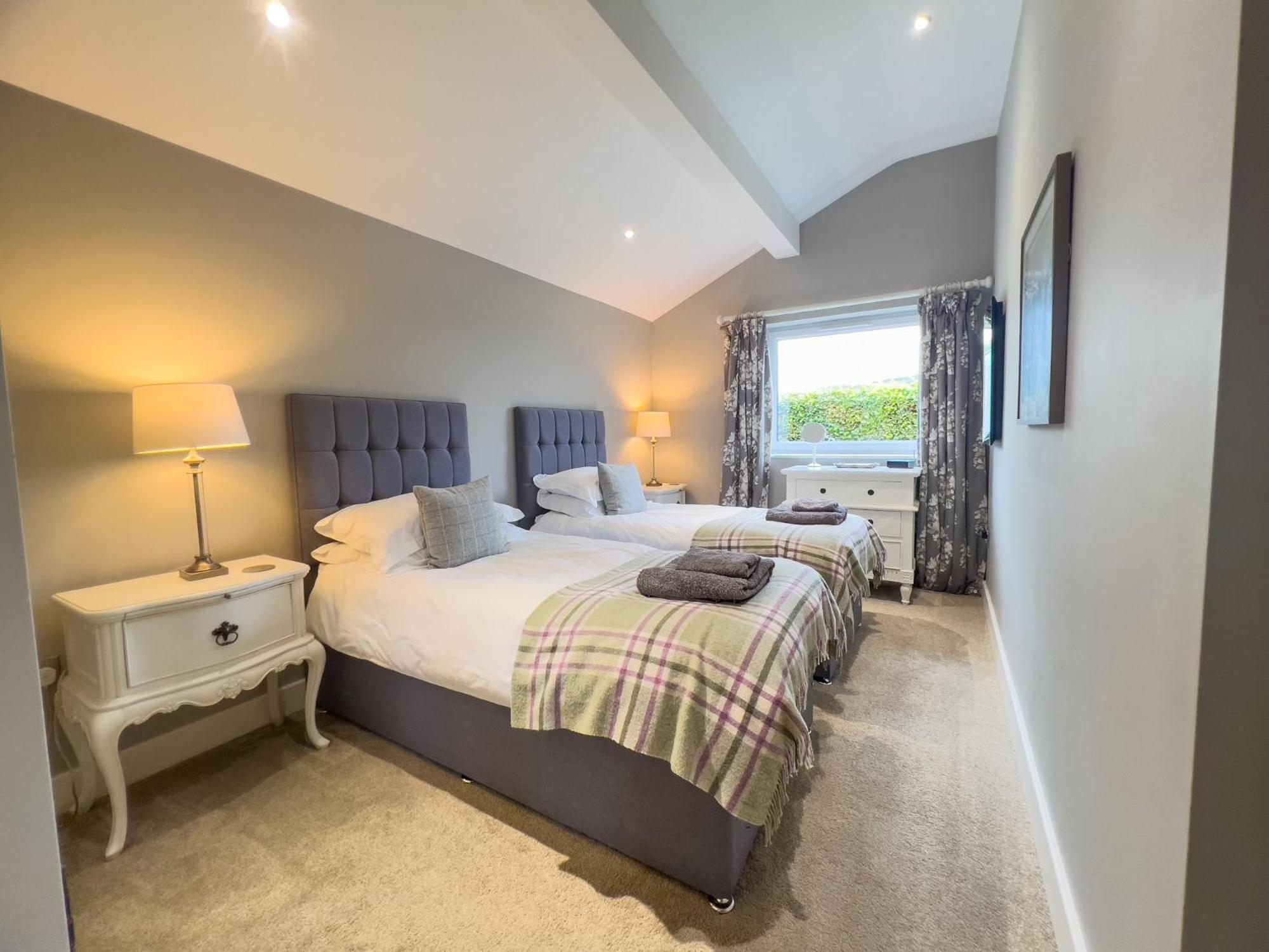 Ullswater View Luxury Home With 2 Ground Floor Bedrooms And Lake View Watermillock Экстерьер фото